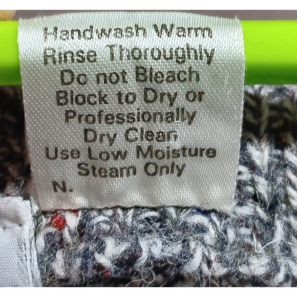 Duke of Marlborough Sweater Size Medium Men's Gray w other specks 55% Wool - Picture 3 of 5